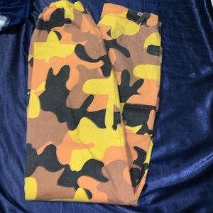 Trendy camo pants